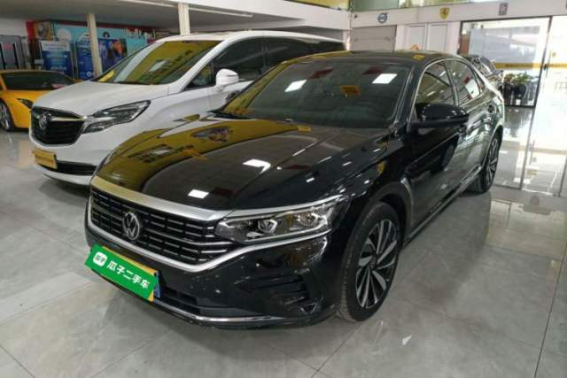 Used Volkswagen Passat 2023 Facelift 330TSI Luxury Edition