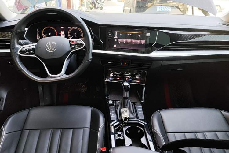 Used Volkswagen Passat 2023 Revised 330TSI Starry Elite Edition Center Console