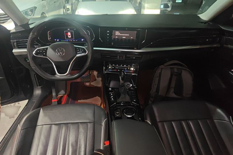 Used Volkswagen Passat 2023 Revised 330TSI Starry Elite Edition Center Console