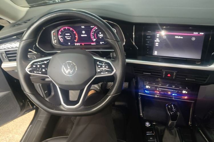 Used Volkswagen Passat 2023 Revised 330TSI Starry Elite Edition Center Console