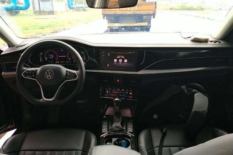 Used Volkswagen Passat 2023 Revised 330TSI Starry Elite Edition Center Console
