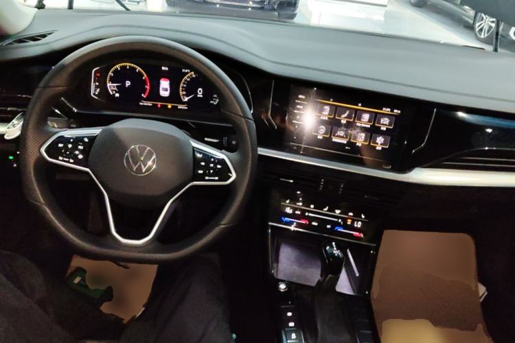 Used Volkswagen Passat 2023 Revised 330TSI Starry Elite Edition Center Console