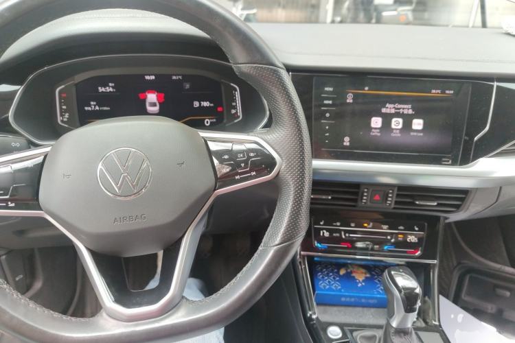 Used Volkswagen Passat 2023 Revised 330TSI Starry Elite Edition Center Console