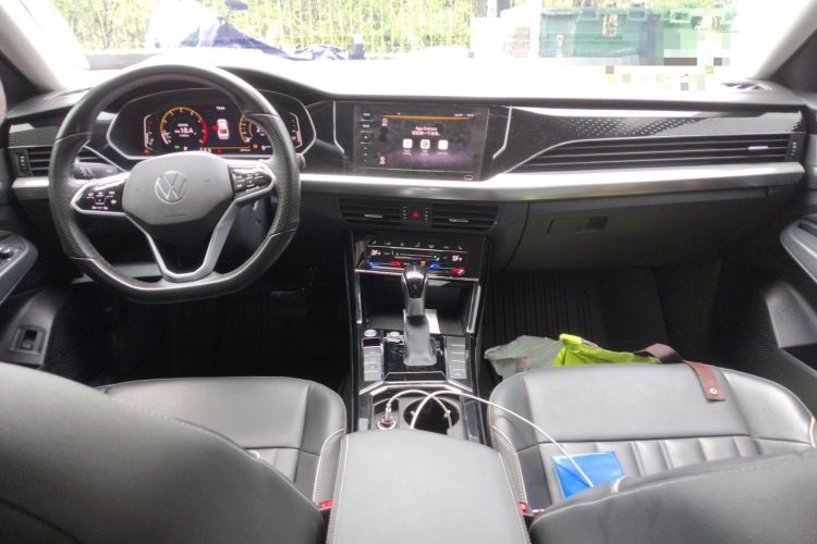Used Volkswagen Passat 2023 Revised 330TSI Starry Elite Edition Center Console
