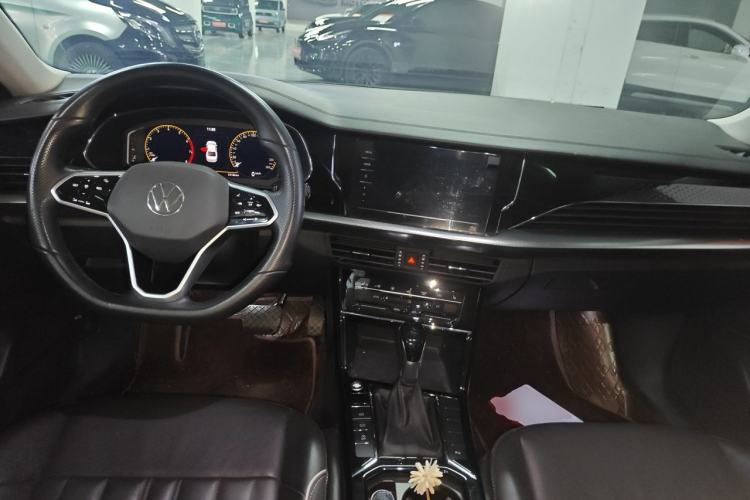 Used Volkswagen Passat 2023 330TSI Starry Elite Edition Center Console