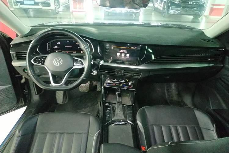 Used Volkswagen Passat 2023 Revised 330TSI Starry Elite Edition Center Console