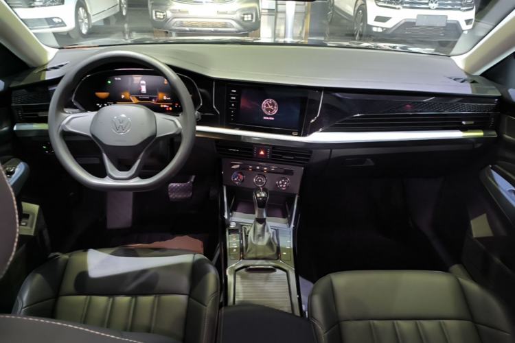Used Volkswagen Passat 2023 Revised Version 280TSI Business Edition Center Console