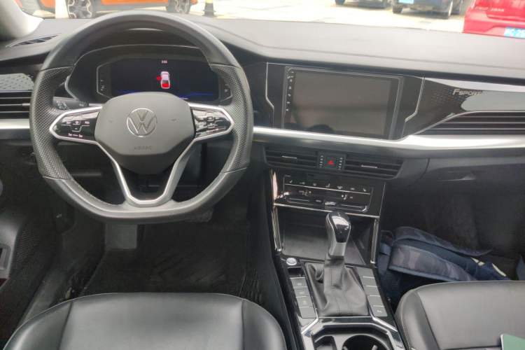 Used Volkswagen Passat 2023 Revised 330TSI Starry Elite Edition Center Console