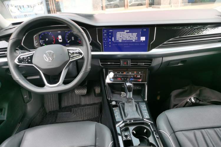 Used Volkswagen Passat 2023 Revised 330TSI Starry Luxury Edition Center Console