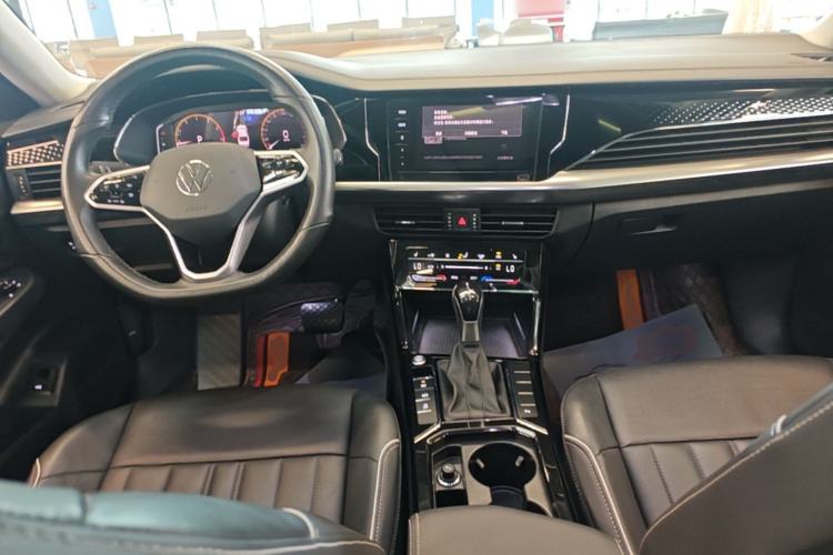 Used Volkswagen Passat 2023 Revised 330TSI Starry Elite Edition Center Console