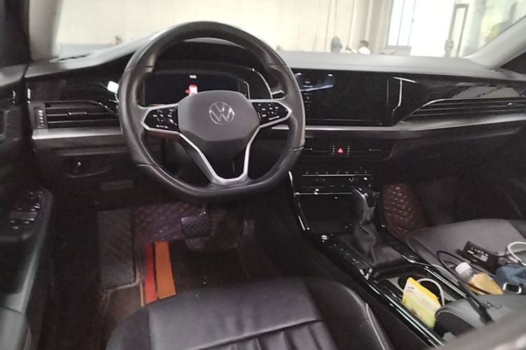 Used Volkswagen Passat 2023 Revised 330TSI Starry Elite Edition Center Console
