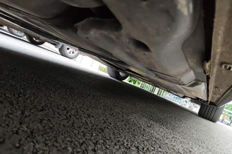 Used Volkswagen Passat 2023 330TSI Luxury Edition Chassis Rear Right