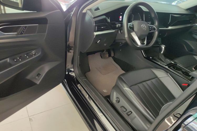 Used Volkswagen Passat 2023 Revised 330TSI Starry Elite Edition Driver Seat