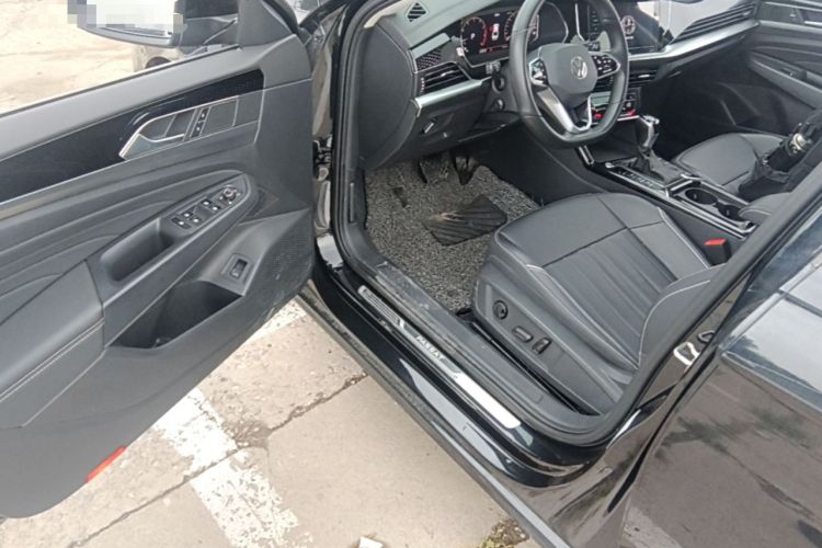 Used Volkswagen Passat 2023 Revised 330TSI Elite Edition Driver Seat