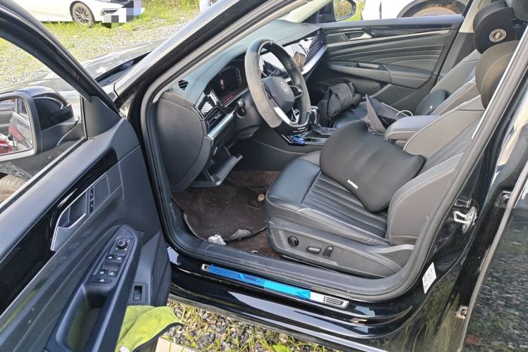 Used Volkswagen Passat 2023 330TSI Starry Elite Edition Driver Seat