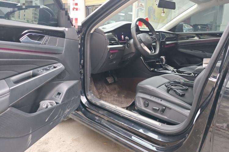 Used Volkswagen Passat 2023 Revised 380TSI Luxury Edition Driver Seat