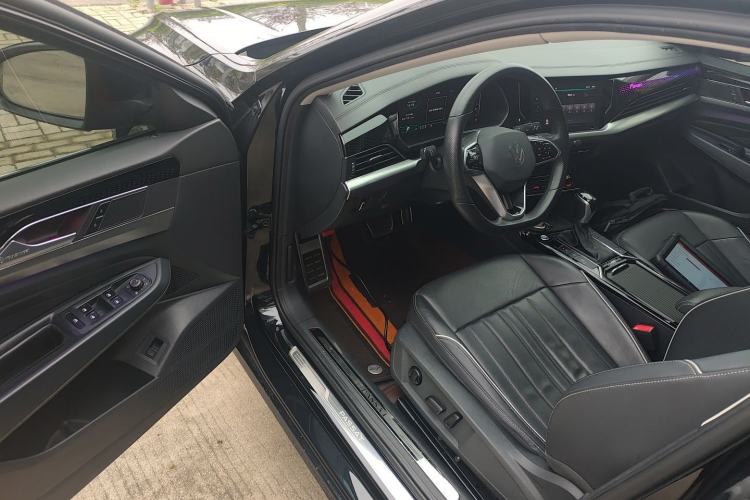 Used Volkswagen Passat 2023 Revised 330TSI Starry Elite Edition Driver Seat
