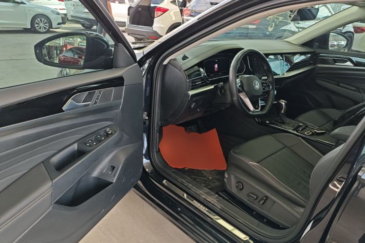 Used Volkswagen Passat 2023 Revised 330TSI Starry Elite Edition Driver Seat