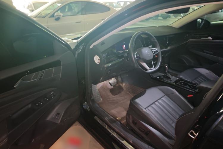 Used Volkswagen Passat 2023 Revised 330TSI Starry Elite Edition Driver Seat
