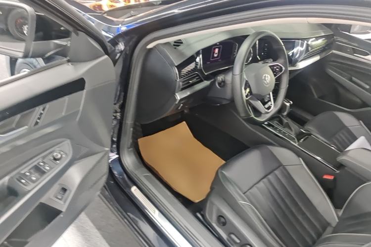 Used Volkswagen Passat 2023 Revised 330TSI Starry Elite Edition Driver Seat