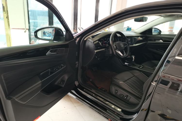 Used Volkswagen Passat 2023 Revised 330TSI Elite Edition Driver Seat