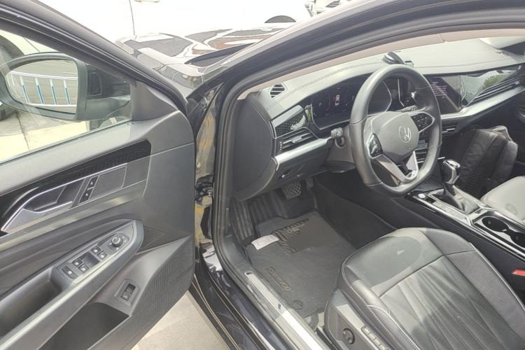 Used Volkswagen Passat 2023 330TSI Prestige Edition Driver Seat