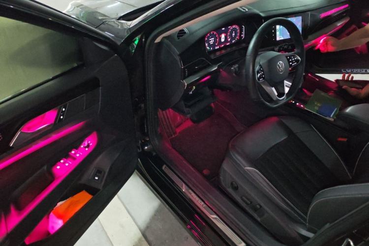 Used Volkswagen Passat 2023 330TSI Elite Edition Driver Seat