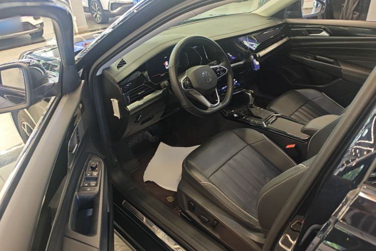 Used Volkswagen Passat 2023 Revised 330TSI Starry Elite Edition Driver Seat