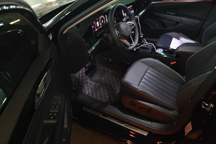 Used Volkswagen Passat 2023 Revised 330TSI Starry Elite Edition Driver Seat