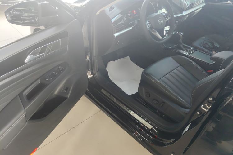 Used Volkswagen Passat 2023 Revised 330TSI Starry Elite Edition Driver Seat