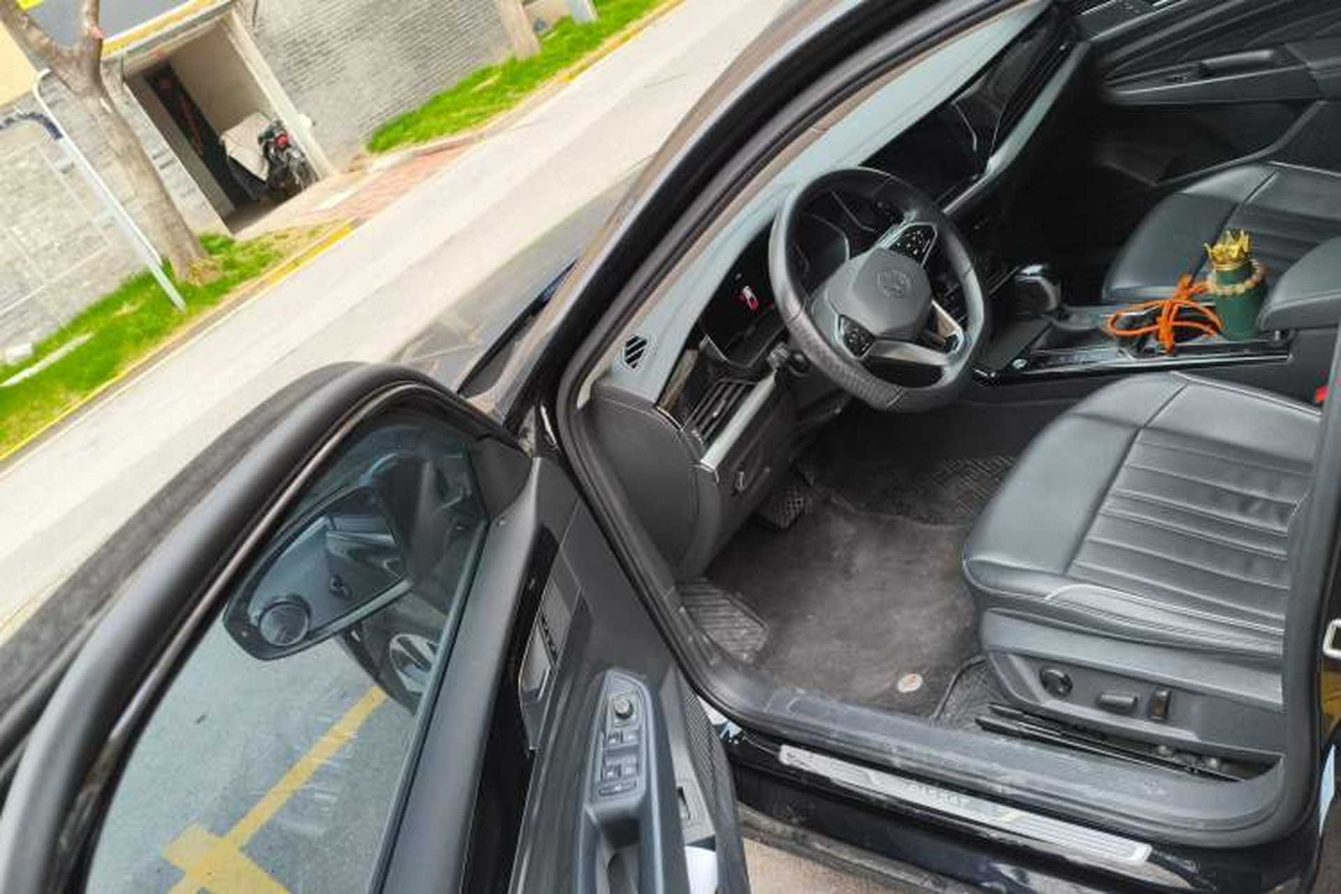Used Volkswagen Passat 2023 330TSI Elite Edition Driver Seat