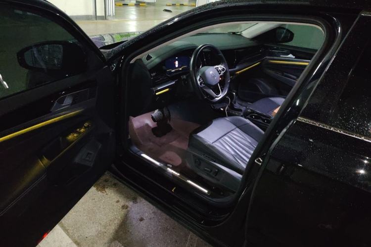 Used Volkswagen Passat 2023 Restyled 330TSI Starry Luxury Edition Driver Seat