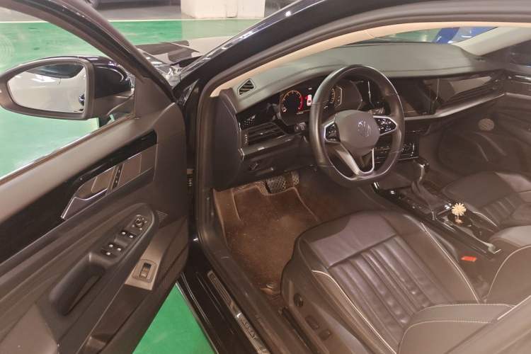 Used Volkswagen Passat 2023 330TSI Starry Elite Edition Driver Seat