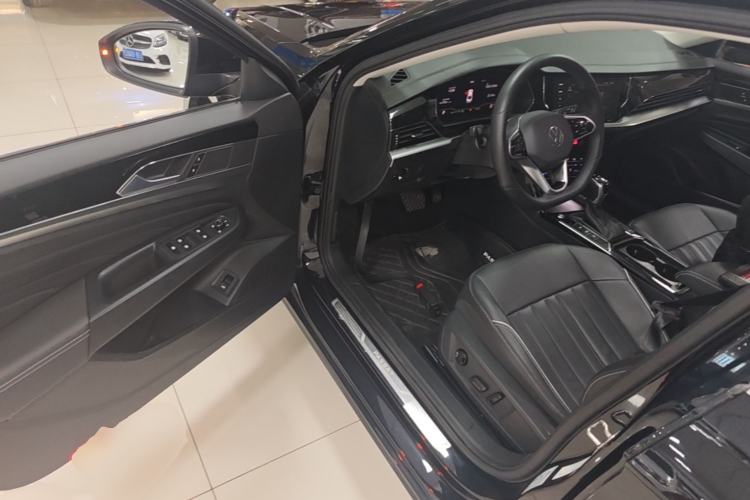 Used Volkswagen Passat 2023 330TSI Starry Elite Edition Driver Seat