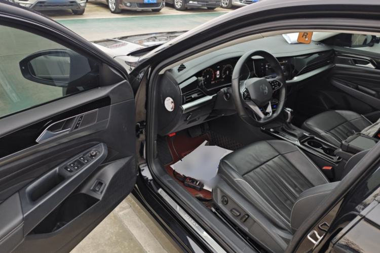 Used Volkswagen Passat 2023 330TSI Starry Elite Edition Driver Seat