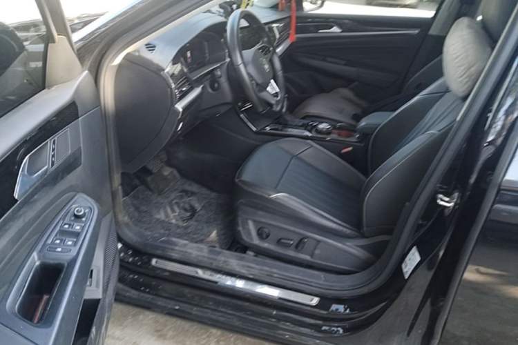 Used Volkswagen Passat 2023 330TSI Elite Edition Driver Seat