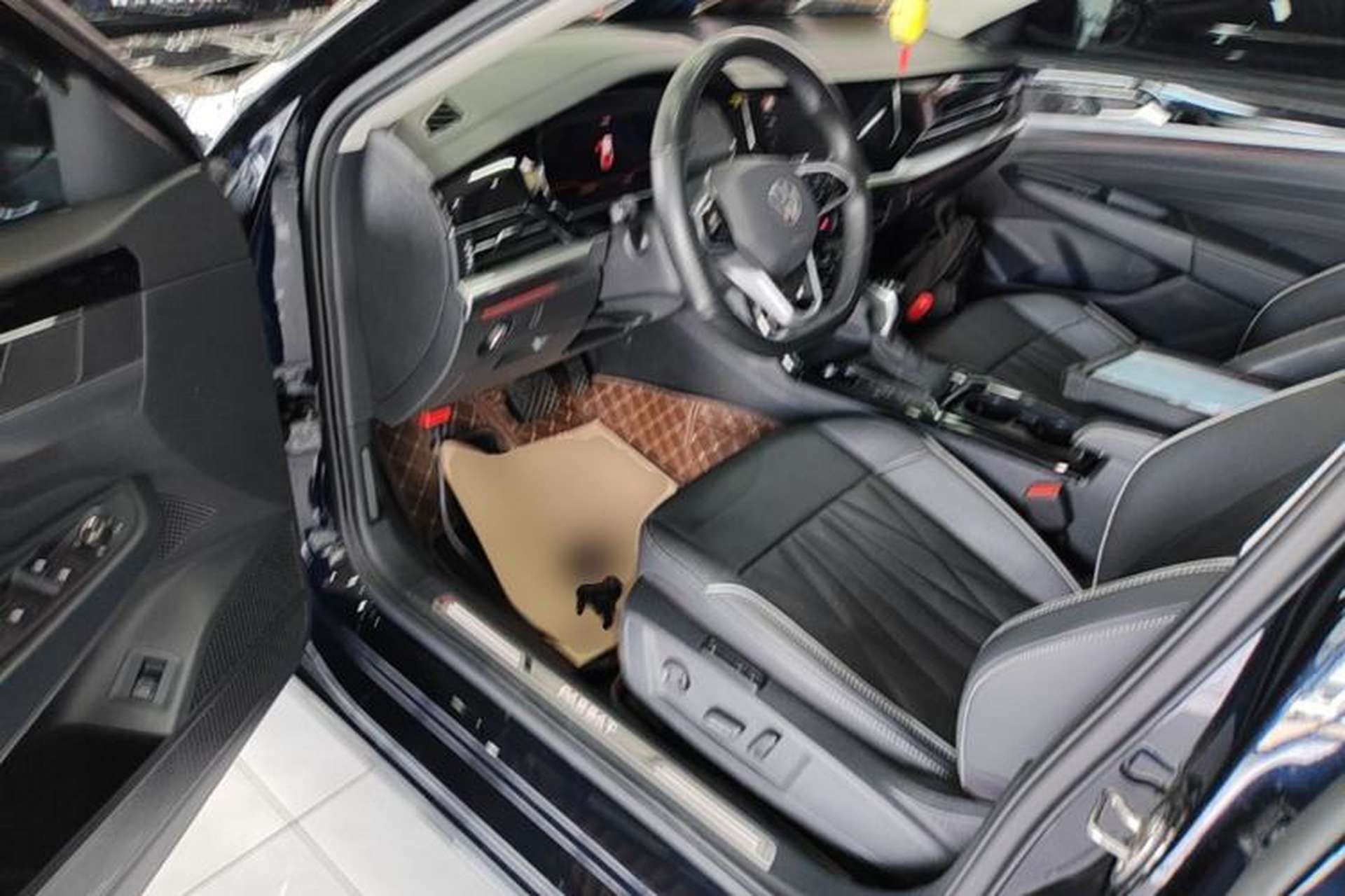 Used Volkswagen Passat 2023 330TSI Luxury Edition Driver Seat