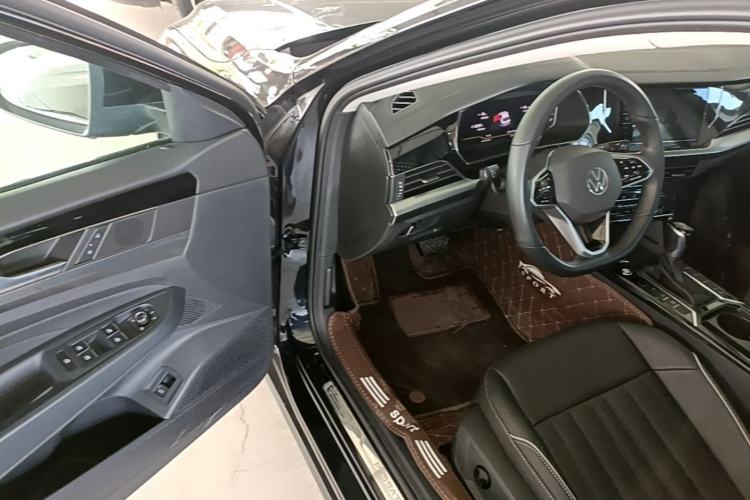 Used Volkswagen Passat 2023 330TSI Starry Elite Edition Driver Seat