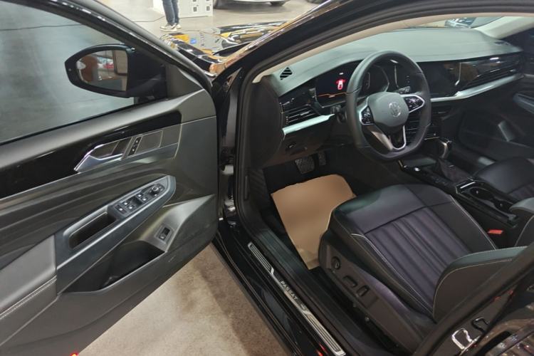 Used Volkswagen Passat 2023 Revised 330TSI Starry Elite Edition Driver Seat