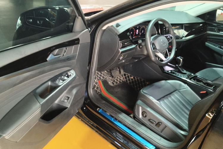 Used Volkswagen Passat 2023 Revised 330TSI Starry Elite Edition Driver Seat
