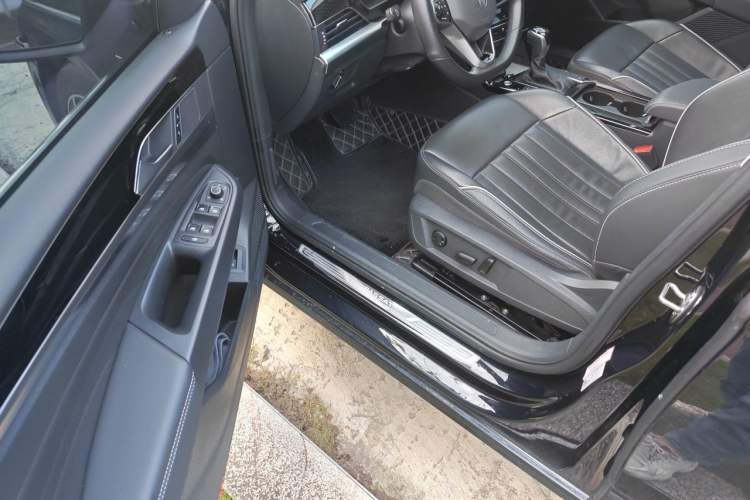 Used Volkswagen Passat 2023 330TSI Starry Elite Edition Driver Seat