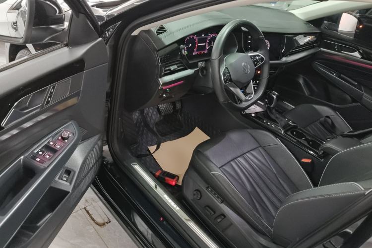 Used Volkswagen Passat 2023 Restyled 330TSI Starry Luxury Edition Driver Seat