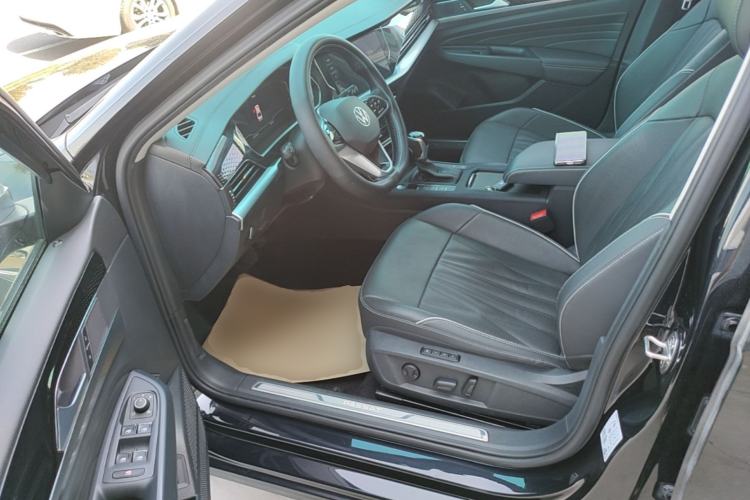 Used Volkswagen Passat 2023 Restyled 330TSI Starry Luxury Edition Driver Seat