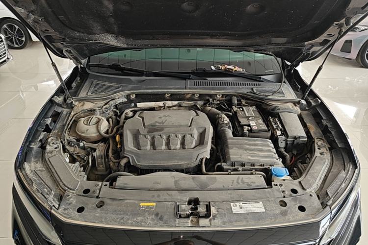 Used Volkswagen Passat 2023 Revised 330TSI Starry Elite Edition Engine Bay