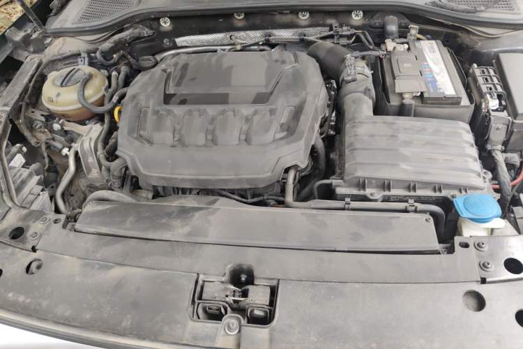 Used Volkswagen Passat 2023 Revised 330TSI Elite Edition Engine Bay