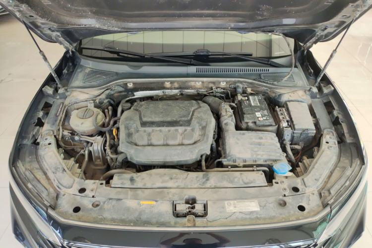 Used Volkswagen Passat 2023 Revised 330TSI Starry Elite Edition Engine Bay