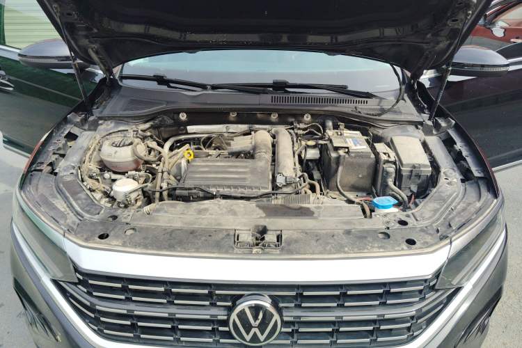 Used Volkswagen Passat 2023 280TSI Elite Edition Engine Bay