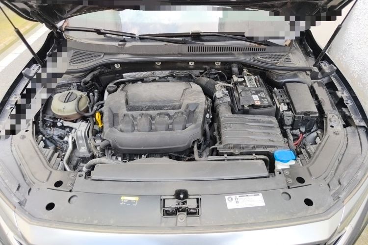 Used Volkswagen Passat 2023 Revised 330TSI Elite Edition Engine Bay