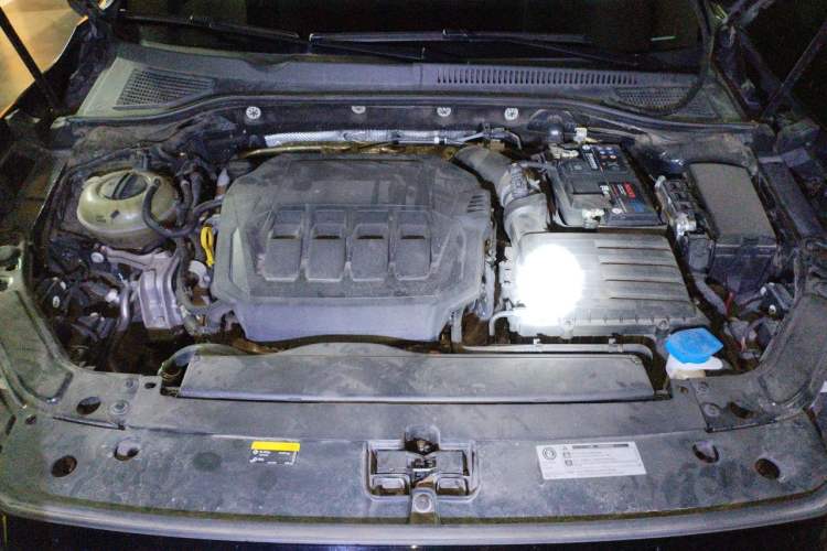 Used Volkswagen Passat 2023 Restyled 330TSI Starry Luxury Edition Engine Bay
