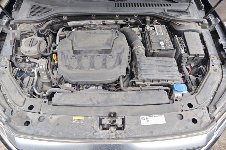 Used Volkswagen Passat 2023 Revised 380TSI Luxury Edition Engine Bay